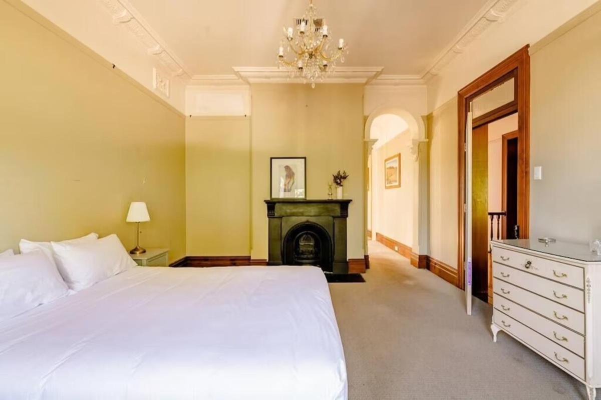 The Mansion Hotel Newcastle Bagian luar foto